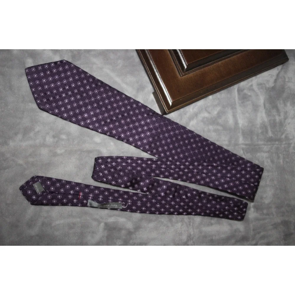 Daniel Cremieux Tie Handmade USA Purple Silk Business Necktie